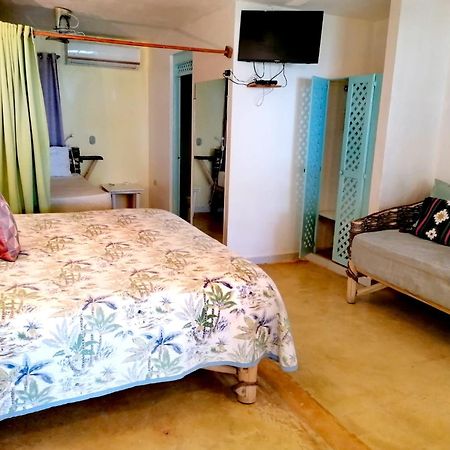 لاس غاليراس B&B Aparthotel La Isleta المظهر الخارجي الصورة