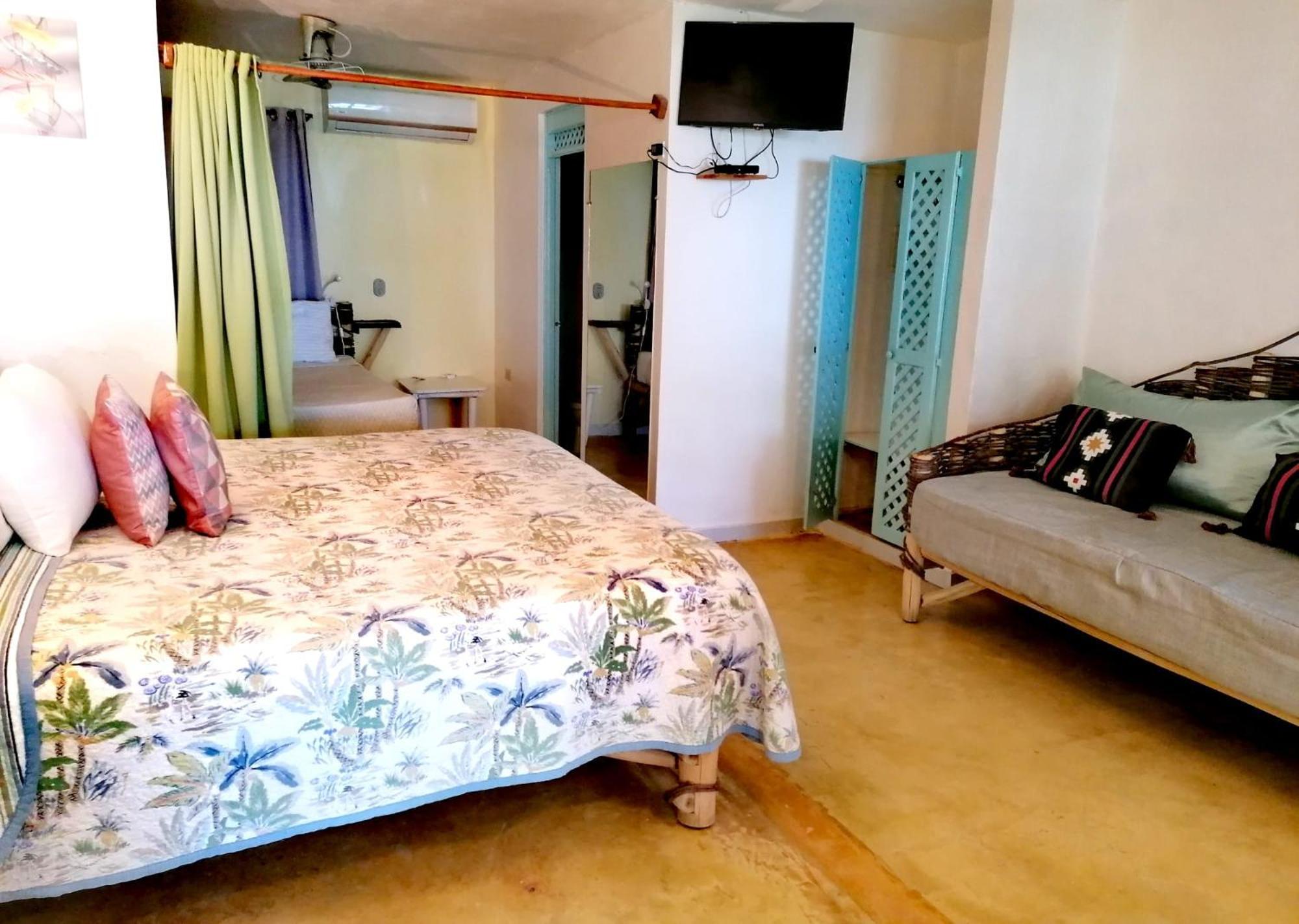 لاس غاليراس B&B Aparthotel La Isleta المظهر الخارجي الصورة