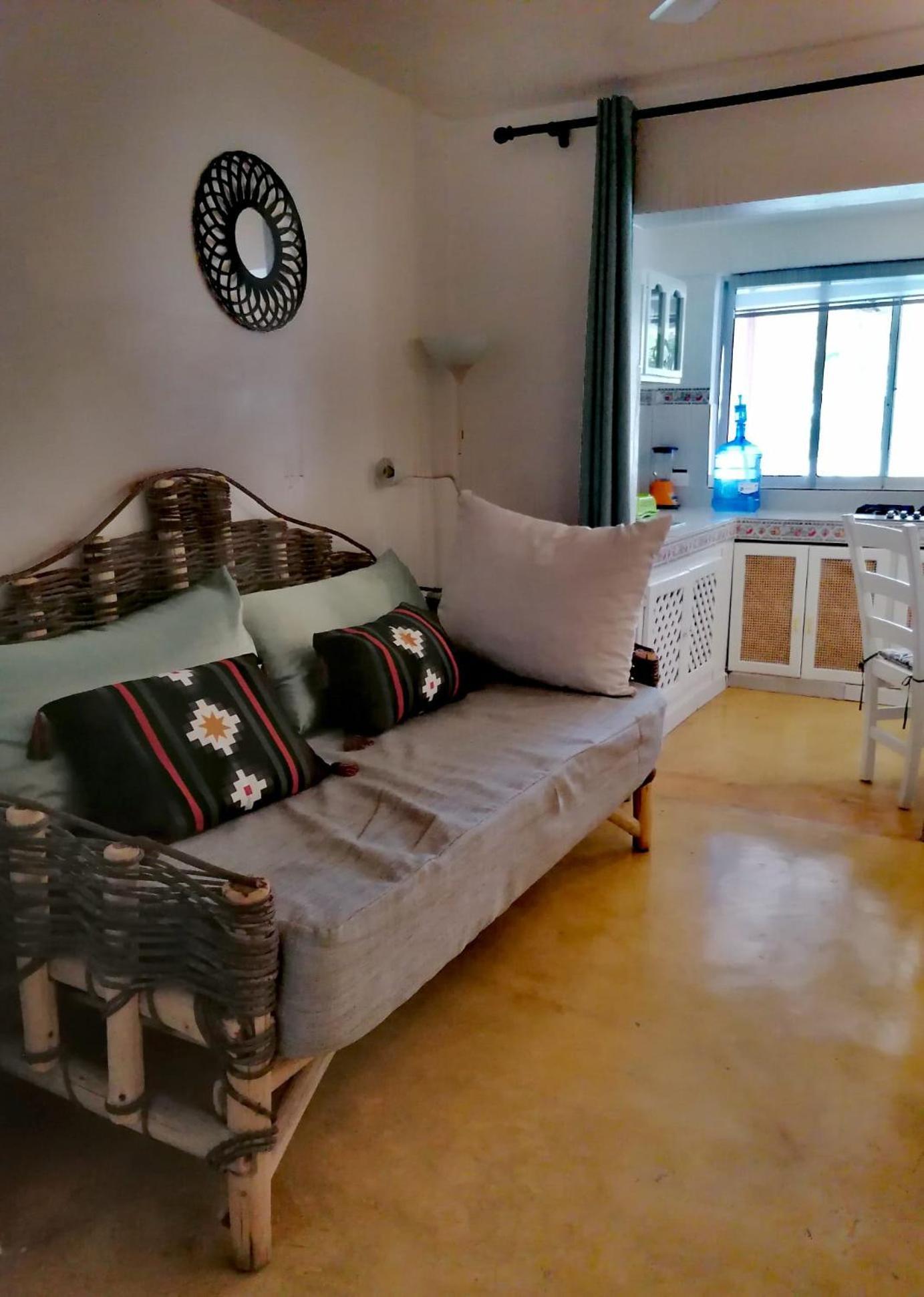 لاس غاليراس B&B Aparthotel La Isleta المظهر الخارجي الصورة